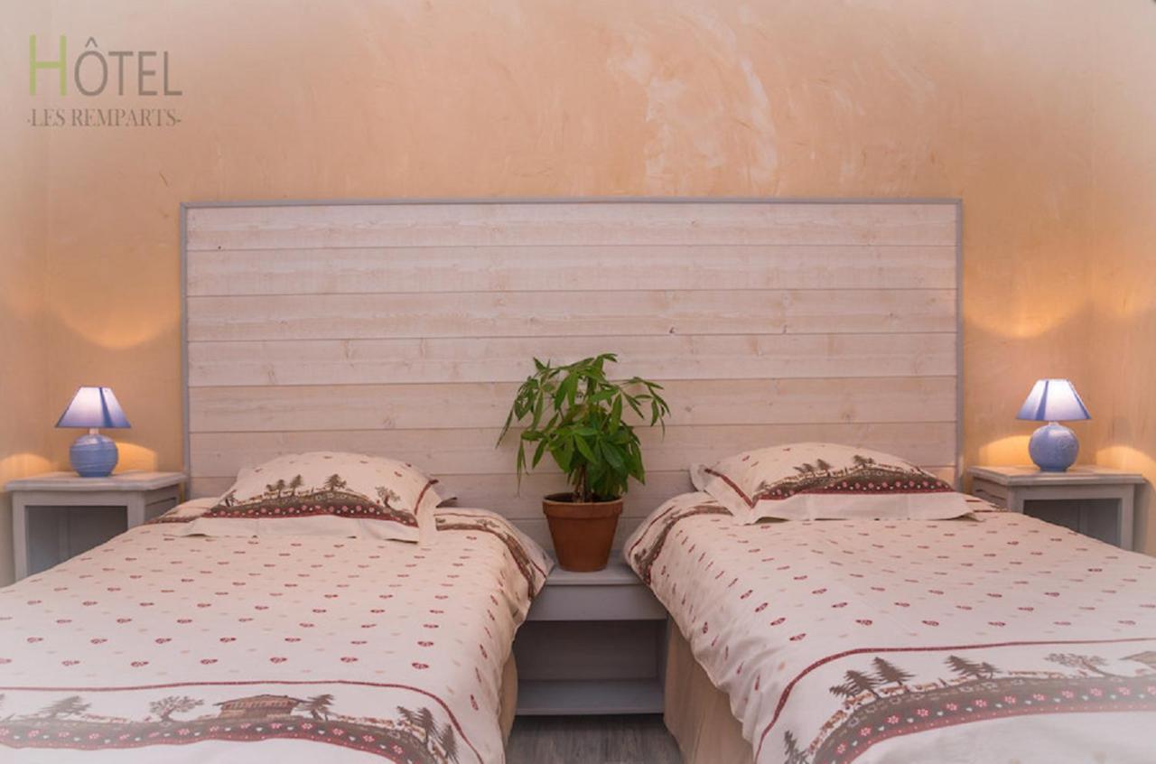 Hotel Les Remparts Nozeroy Екстер'єр фото